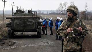 Guerre en Ukraine: comment stopper Poutine et éviter l’escalade militaire? (Par Aly Saleh)