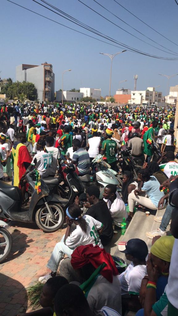 Champions d’Afrique: Les Lions accueillis à Dakar dans une ambiance carnavalesque