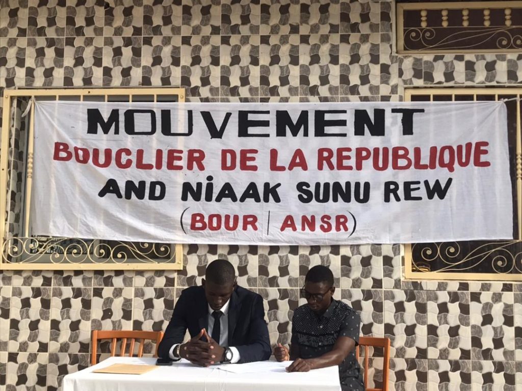 Kaolack: Le Mouvement Bouclier de la République/ And Niaak Sunu Reew est porté sur les fonds baptismaux par les jeunes conscients de la stabilité de leur pays (Sénégal).