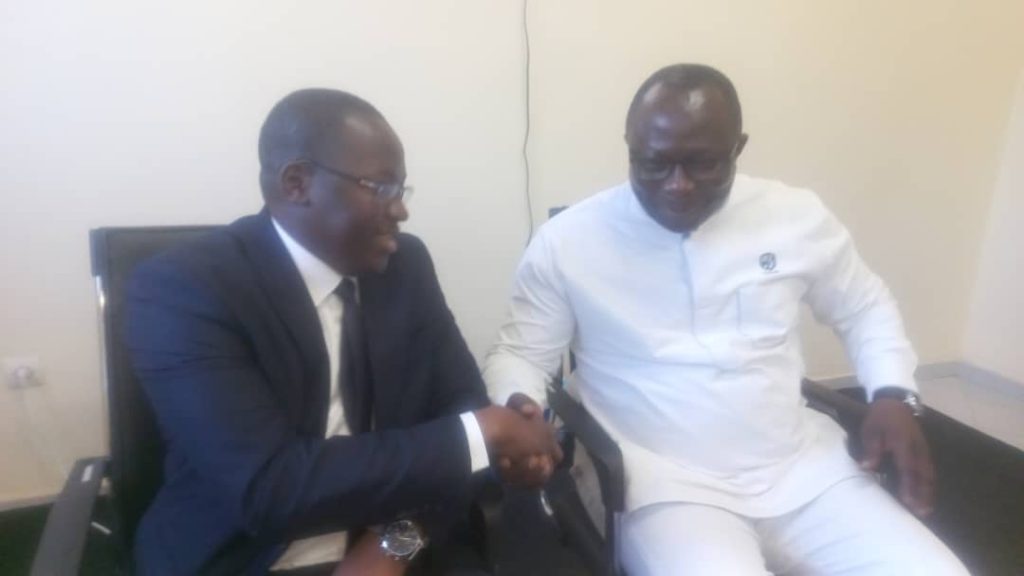 En mission en Casamance: Le DG de SAPCO rencontre le maire de la commune de Diembéring! 