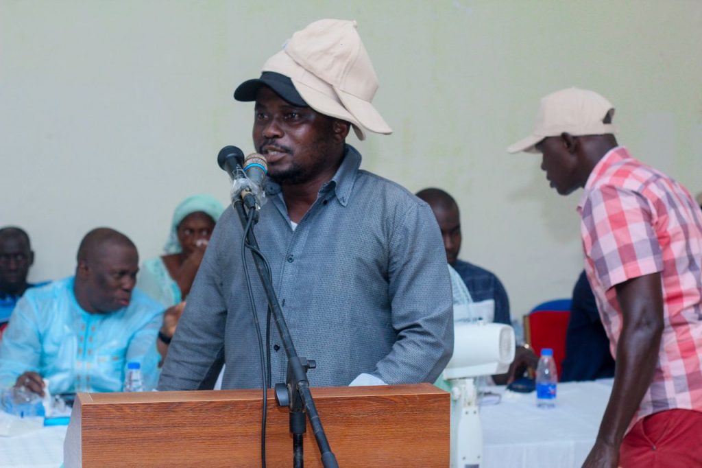 Parrainage à Ziguinchor : Mamadou Diagne Biaye Coordonnateur de l’UEDC collecte des parrains pour le compte du ministre des Transports aériens Doudou Kâ.