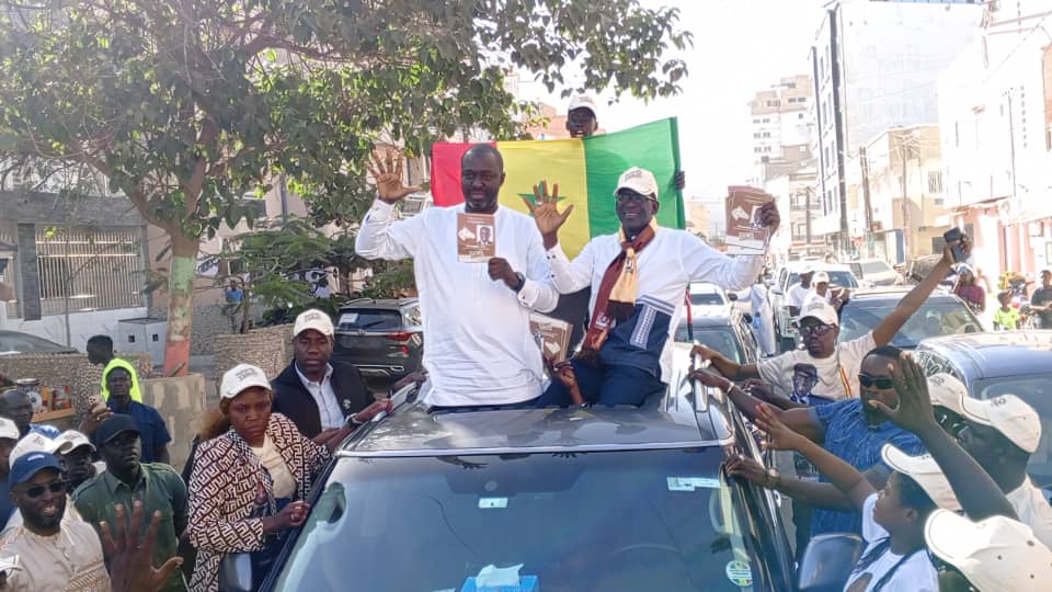 Campagne électorale à Dakar: Abdoulaye Diouf et Abdou Karim Fofana initient une caravane et sillonnent les grandes artères de la commune de Yoff